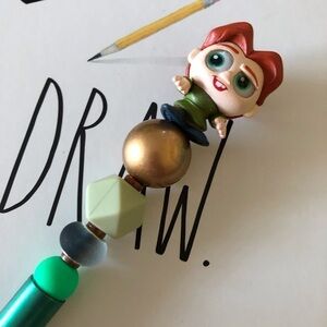 Disney Doorables: The Hunchback of Notre Dame: Quasimodo handmade beaded pen